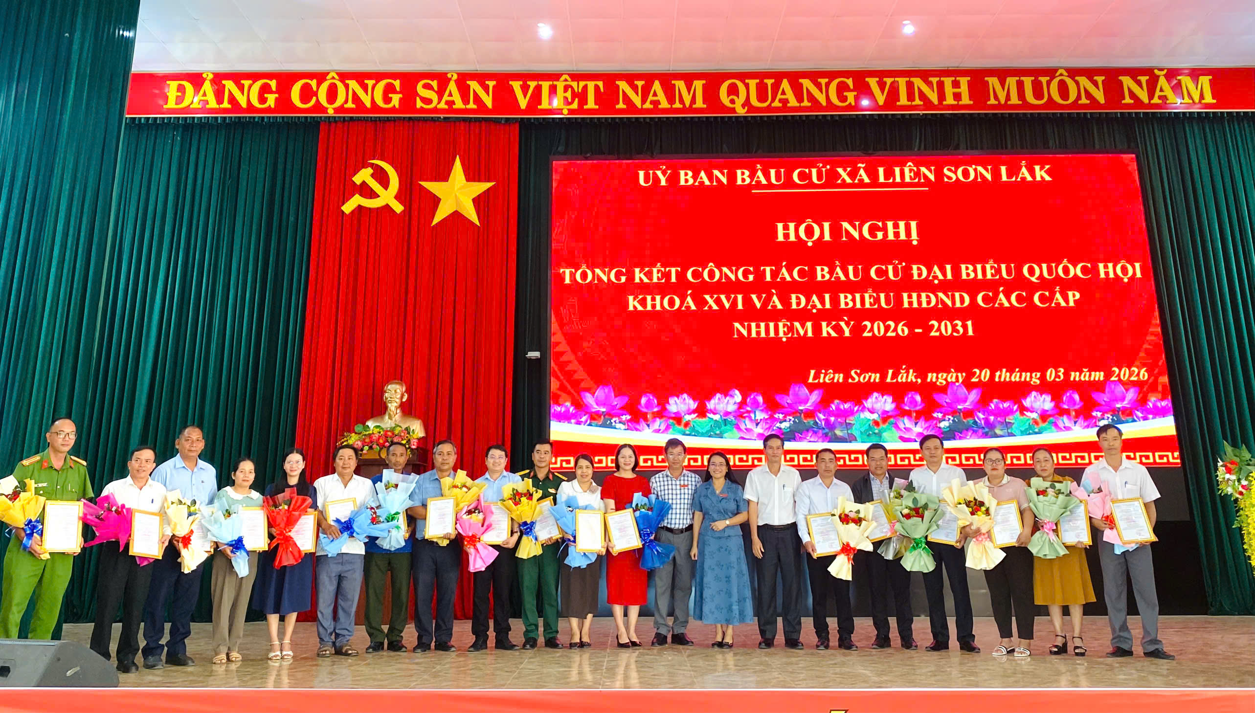 z7641784249186_556dada5223c619e544f20a2fe9dcd72