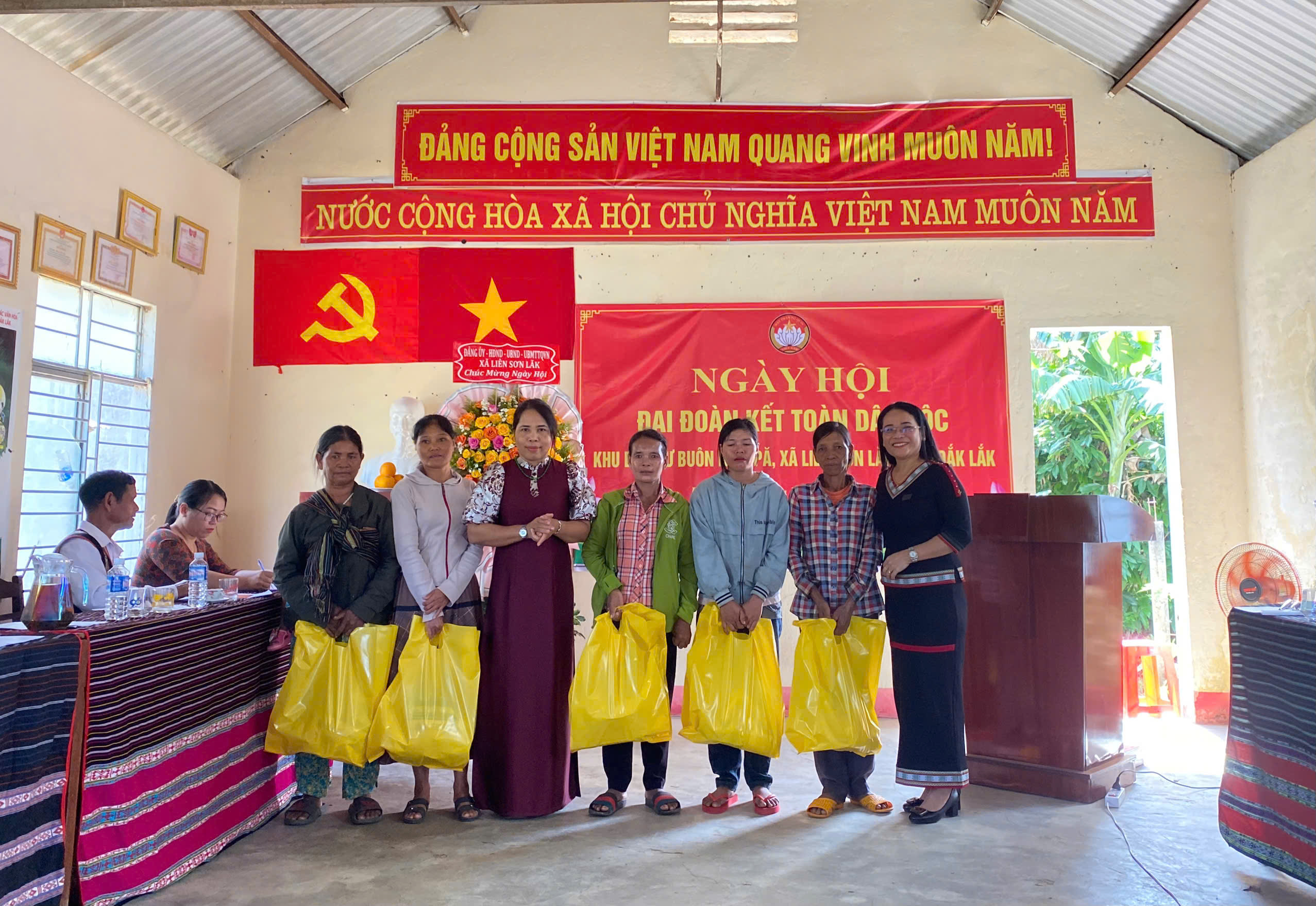 24391456952622138324