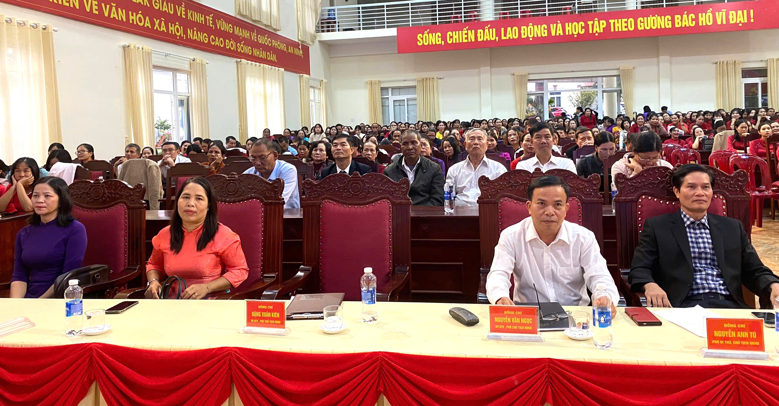 z7241023015657_dc788f36a6e57d15fe948439d4878685